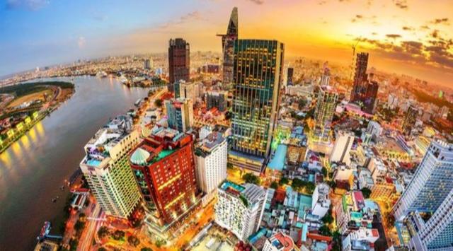 防疫模範生越南：經濟逐步復甦？